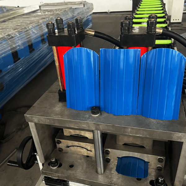 Full Automatic Laminas Metal Steel Fencing Roll Making Machine Dura Garden Palisade Fence Channel Roll Forming Machine