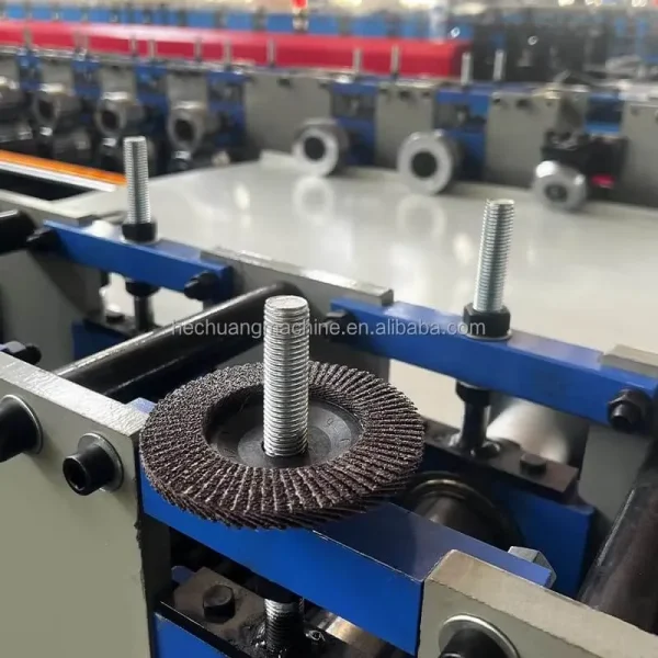 Adjustable Size Hydraulic Press Equipment for Eps & Rock Wool Sandwich Panel/wall Sandwich Panel Roll Forming Machine