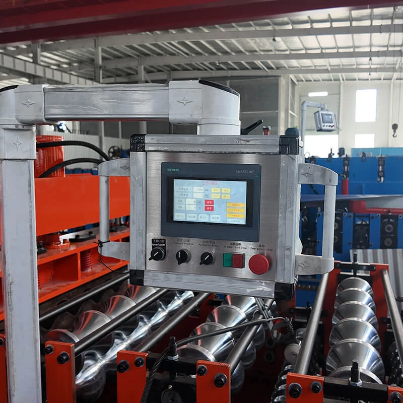 Double layer roll forming machine
