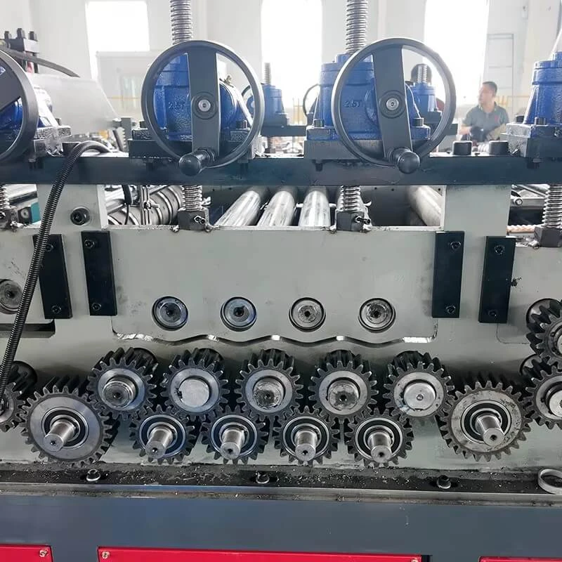 Slitting machine